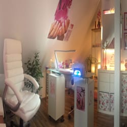 Perfect Nails by Hanna