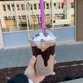 Gordon’s Milkshake Bar - The Chocolatier Shake - Desserts Near Me - Indianapolis, Indiana
