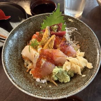 Tatsumi Sushi - chirashi - Sushi Bars Near Me - Austin, Texas Tatsumi Sushi - chirashi - Sushi Bars Near Me - Austin, Texas