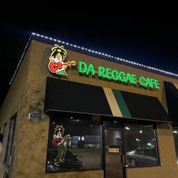 Da Reggae Cafe - Dinning room is closed.