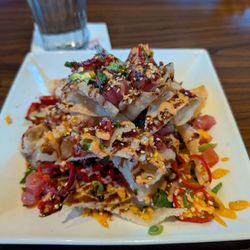 Seventy Six - Ahi nachos