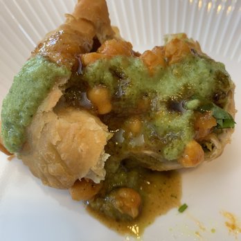 Wraps N Curry - Samosa and chickpeas with mint & tamarind chutney. - Indian Near Me - Phoenix, Arizona Wraps N Curry - Samosa and chickpeas with mint & tamarind chutney. - Indian Near Me - Phoenix, Arizona