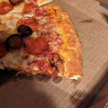 Cafe Bambino's - I've had a thick crust before and this is not it . - Chicken Wings Near Me - Pasadena, California Cafe Bambino's - I've had a thick crust before and this is not it . - Chicken Wings Near Me - Pasadena, California