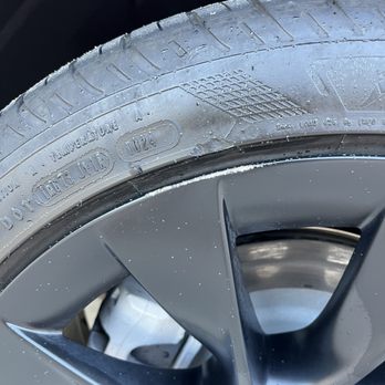 Colors Mobile Wheel Repair - Before the repair - Wheel & Rim Repair Near Me