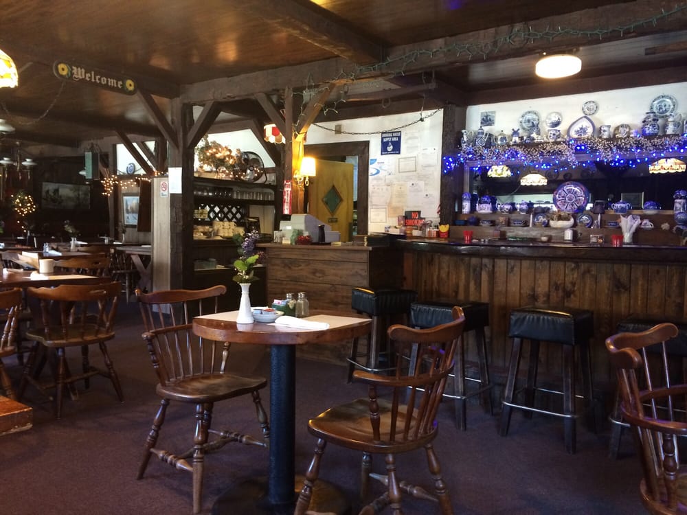 OLDE WILLOW MOTOR INN & RESTAURANT Updated September 2024 1463