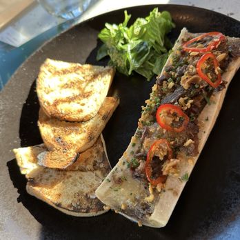 Olili - Bone Marrow with meat and delicious bread - Desserts Near Me - Honolulu, Hawaii