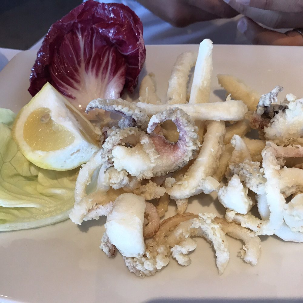 Le Tre Sorelle - Calamari - Italian Near Me - Positano, SA