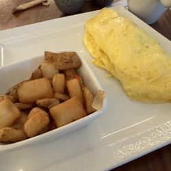 Bouvier Brasserie - "Parisian'" omelette