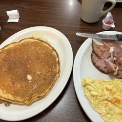 Winters Family - These are by far the best pancakes I've had in years.  Lacey edges and perfection! Huge serving that will easily last 3 meals.