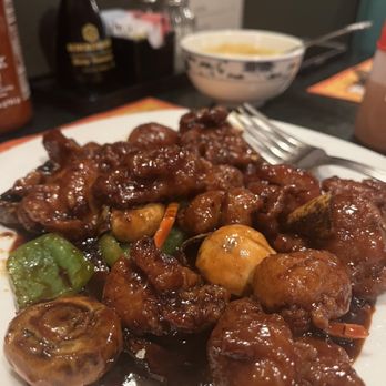 Sichuan Garden - Orange Chicken Entree - Chinese Near Me - Louisville, Kentucky