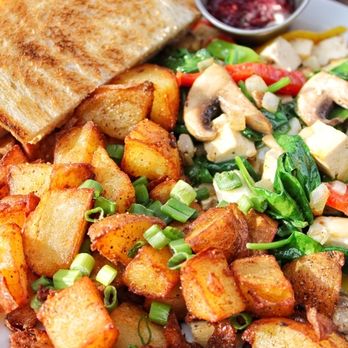 Miracle Mile Cafe - Breakfast & Brunch Near Me - San Rafael, California