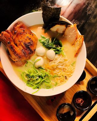 Tomo Ramen by null