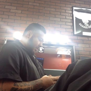 Hooligan's Barbershop - Chuck aka Blake Shelton - Barbers Near Me - Whittier, California Hooligan's Barbershop - Chuck aka Blake Shelton - Barbers Near Me - Whittier, California