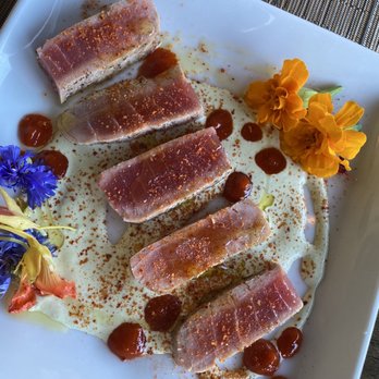 Ellie's Tap & Vine - Seared tuna starter! - American Near Me - Santa Ynez, California Ellie's Tap & Vine - Seared tuna starter! - American Near Me - Santa Ynez, California