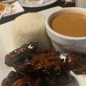 Top Mix Bar & Kitchen - Rice and Beans with Steak Tips - Cocktail Bars Near Me - Boston, Massachusetts