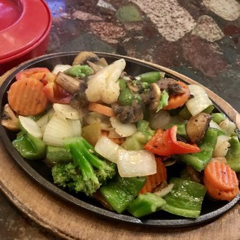 Acapulcos - Vegetable fajitas - Mexican Near Me - Norwood, Massachusetts