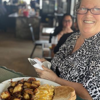 Mrs. Olson's Coffee Hut - Denver omelette with potatoes - very generous portions. (And grandma Toni) - American Near Me - Oxnard, California Mrs. Olson's Coffee Hut - Denver omelette with potatoes - very generous portions. (And grandma Toni) - American Near Me - Oxnard, California