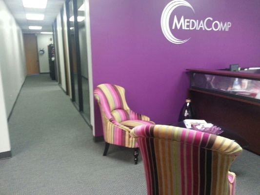 Eskimo Hut - Frozen Daiquiris To-Go by null