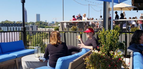 Estrella Rooftop by null