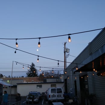 Trap Door Brewing - Outdoor seating! - Breweries Near Me - Vancouver, Washington