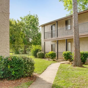 Chateau Royale - Apartments Near Me - Alexandria, Louisiana Chateau Royale - Apartments Near Me - Alexandria, Louisiana