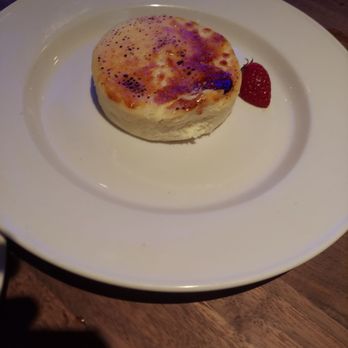 Yard House - Creme Brule cheesecake - New American Near Me - Henderson, Nevada Yard House - Creme Brule cheesecake - New American Near Me - Henderson, Nevada
