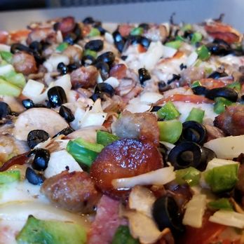 Cassidy's Pizza - The combo thin crust is probably their best made pizza in the house - Pizza Near Me - Watsonville, California