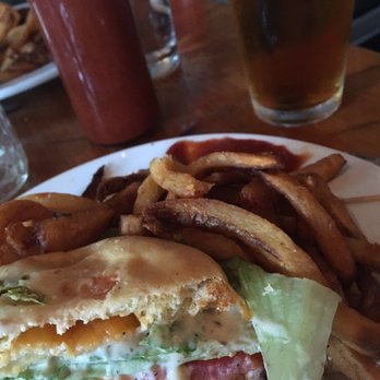 Burger Up - New American Near Me - Nashville, Tennessee