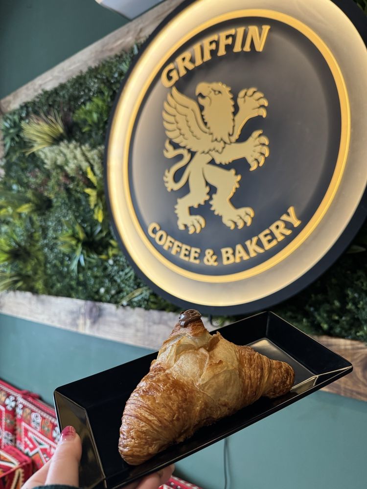 Griffin Coffee & Bakery Logo