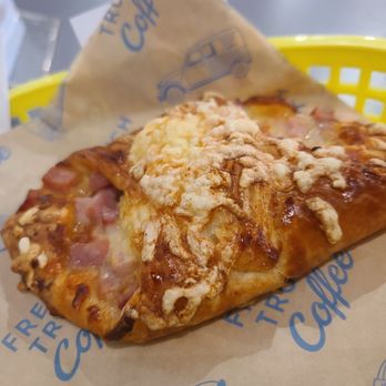 French Truck Coffee - a piece of pizza in a basket - Coffee & Tea Near Me - New Orleans, Louisiana French Truck Coffee - a piece of pizza in a basket - Coffee & Tea Near Me - New Orleans, Louisiana