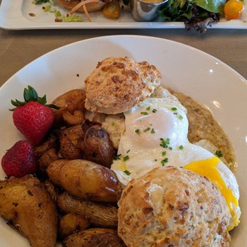 Great Maple - fried chicken sandwich and the biscuits and gravy - New American Near Me - Newport Beach, California Great Maple - fried chicken sandwich and the biscuits and gravy - New American Near Me - Newport Beach, California