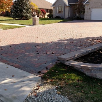 All Year Round Landscape Services - a brick driveway - Landscaping Near Me - Morris, Illinois All Year Round Landscape Services - a brick driveway - Landscaping Near Me - Morris, Illinois