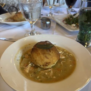 Bella Fresca - chicken pot pie soup - New American Near Me - Shreveport, Louisiana Bella Fresca - chicken pot pie soup - New American Near Me - Shreveport, Louisiana