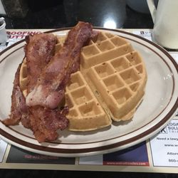 Belgian Waffle with bacon