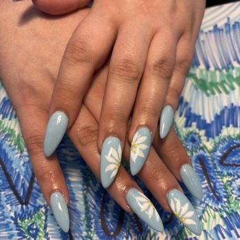 French Tips - Nail Salons Near Me - Clarksville, Indiana