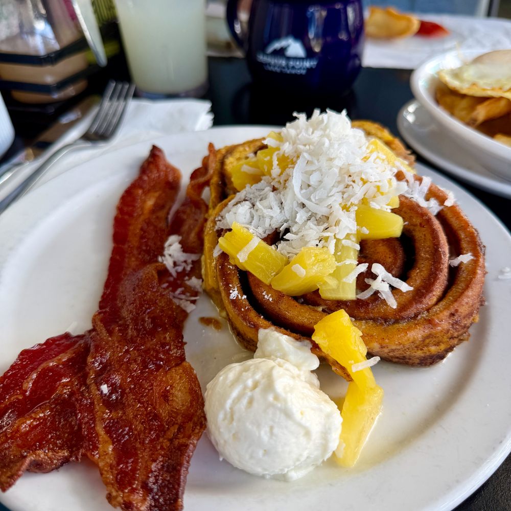 Kihei Caffe - Hawaiian Near Me - Kihei, Hawaii