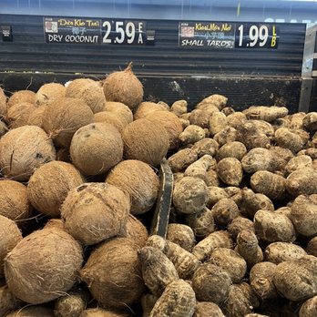 Hoa Binh Rosemead Supermarket - Fresh dry coconuts and Taro. The coconuts were great quality. - International Grocery Near Me - Rosemead, California Hoa Binh Rosemead Supermarket - Fresh dry coconuts and Taro. The coconuts were great quality. - International Grocery Near Me - Rosemead, California