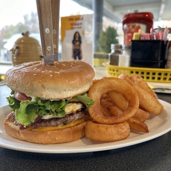 The Busy Bee Diner - Biggest Busy Bee Burger with onion rings mmmmm - Breakfast & Brunch Near Me - Kennewick, Washington