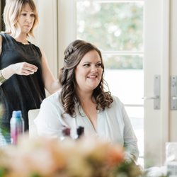 Sacred Mane - Sierra doing finishing touches on brides hair