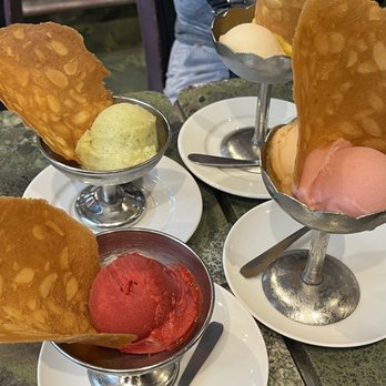 Berthillon - Raspberry (bottom) Melon and Peach (Right) Citron verveine menthe (left) pear (top) - Ice Cream & Frozen Yogurt Near Me - Paris, 75 Berthillon - Raspberry (bottom) Melon and Peach (Right) Citron verveine menthe (left) pear (top) - Ice Cream & Frozen Yogurt Near Me - Paris, 75
