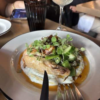 Pat & Betty - Chicken supreme - Canadian (New) Near Me - Calgary, Alberta