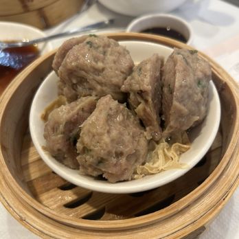 Dim Sum King - Steamed beef balls - Dim Sum Near Me - Daly City, California Dim Sum King - Steamed beef balls - Dim Sum Near Me - Daly City, California