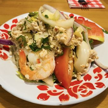Mae Ornnit Thai Kitchen - Yum woon sen served with tomato wedges, shrimp, glass noodles and light vinaigrette - Thai Near Me - Annandale, Virginia Mae Ornnit Thai Kitchen - Yum woon sen served with tomato wedges, shrimp, glass noodles and light vinaigrette - Thai Near Me - Annandale, Virginia