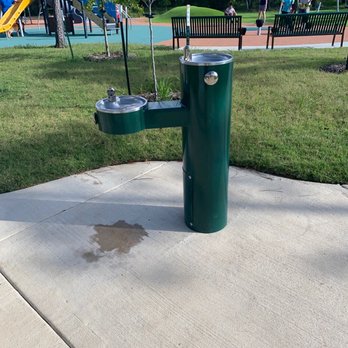 Atascocita Park - Water Fountain - Parks Near Me - Atascocita, Texas