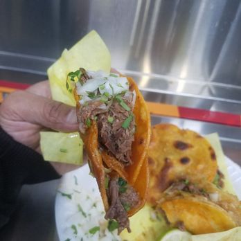 Birrieria Gonzalez - Taco Dorado - Food Trucks Near Me - Las Vegas, Nevada Birrieria Gonzalez - Taco Dorado - Food Trucks Near Me - Las Vegas, Nevada