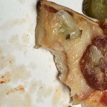 New York Pizza - After seeing that mosquito, I threw more than half of my pizza to the trash - Beer, Wine & Spirits Near Me - Hayward, California