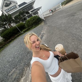 Sundays Café - iced Vanilla Latte w alm milk - Coffee & Tea Near Me - Wrightsville Beach, North Carolina Sundays Café - iced Vanilla Latte w alm milk - Coffee & Tea Near Me - Wrightsville Beach, North Carolina