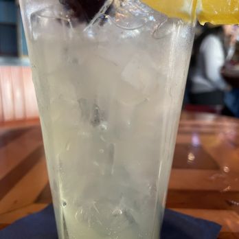Azul Restaurant - White Sangria - Mexican Near Me - Mill Creek, Washington