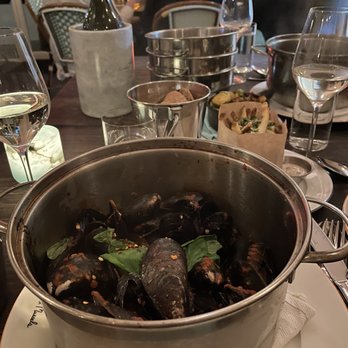 Flex Mussels - Mostly mussels but you can order oysters if you prefer. - Seafood Near Me - New York, New York Flex Mussels - Mostly mussels but you can order oysters if you prefer. - Seafood Near Me - New York, New York