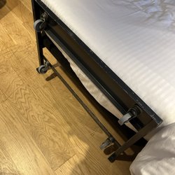 Zenit San Sebastián - Why are the wheels facing into the room?